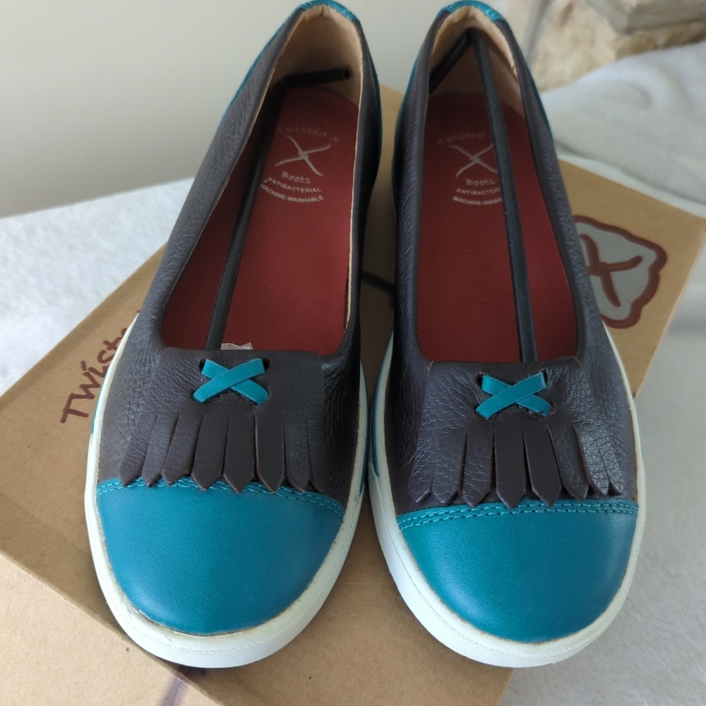 Twisted X Woman 7.5 Blue Leather Ballet Flats Fringe Western Loafers Small Scuff
